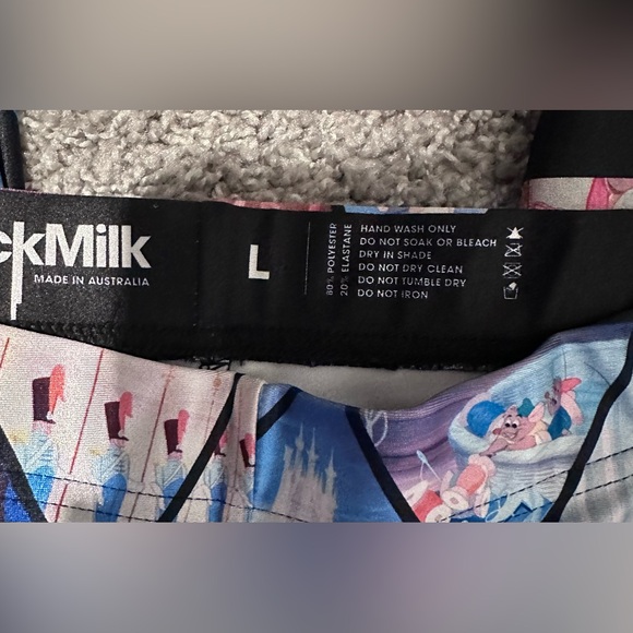 Blackmilk Cinderella leggings Sz L - never worn! - Picture 3 of 3